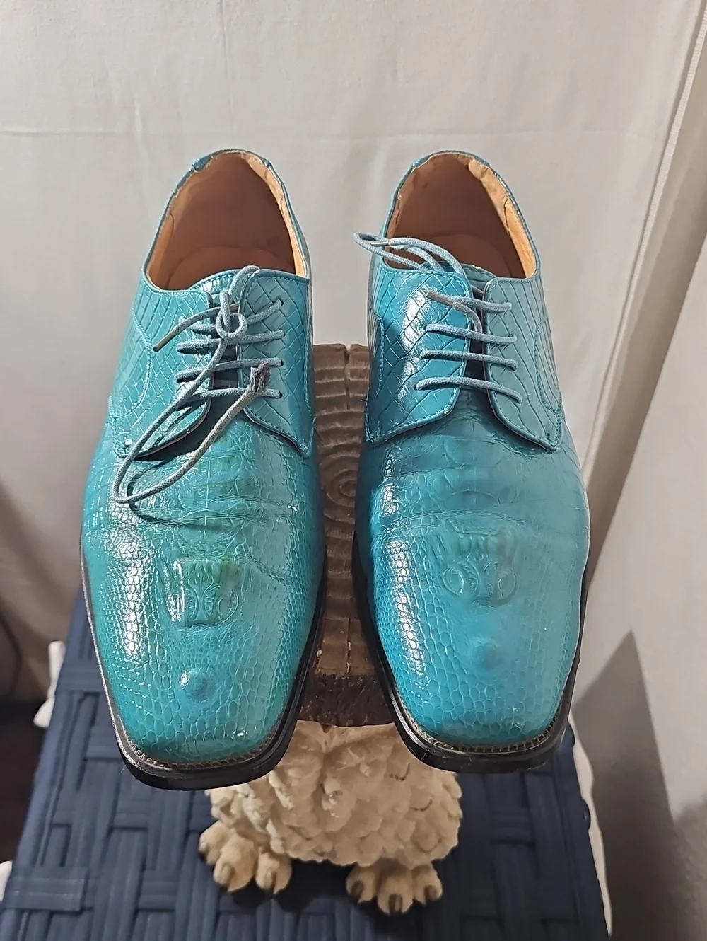 Men's Turquoise Lace-Up Dress Oxfords